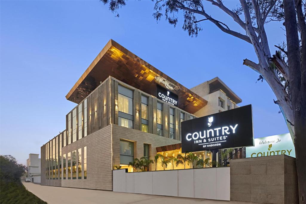 Country Inn Suites Zirakpur